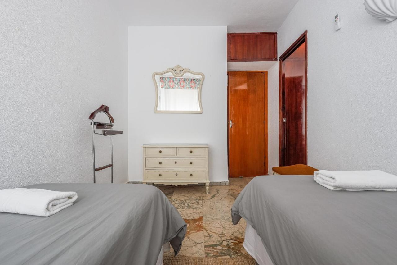 Puerta De Carmona Appartement